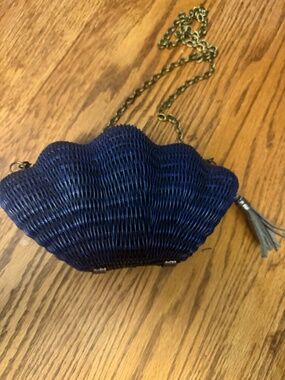 Kayu navy blue shell clutch